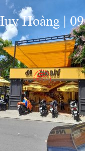 mai-hien-huy-hoang-thi-cong-lap-dat-mai-che-quan-cafe-ong-bau-1