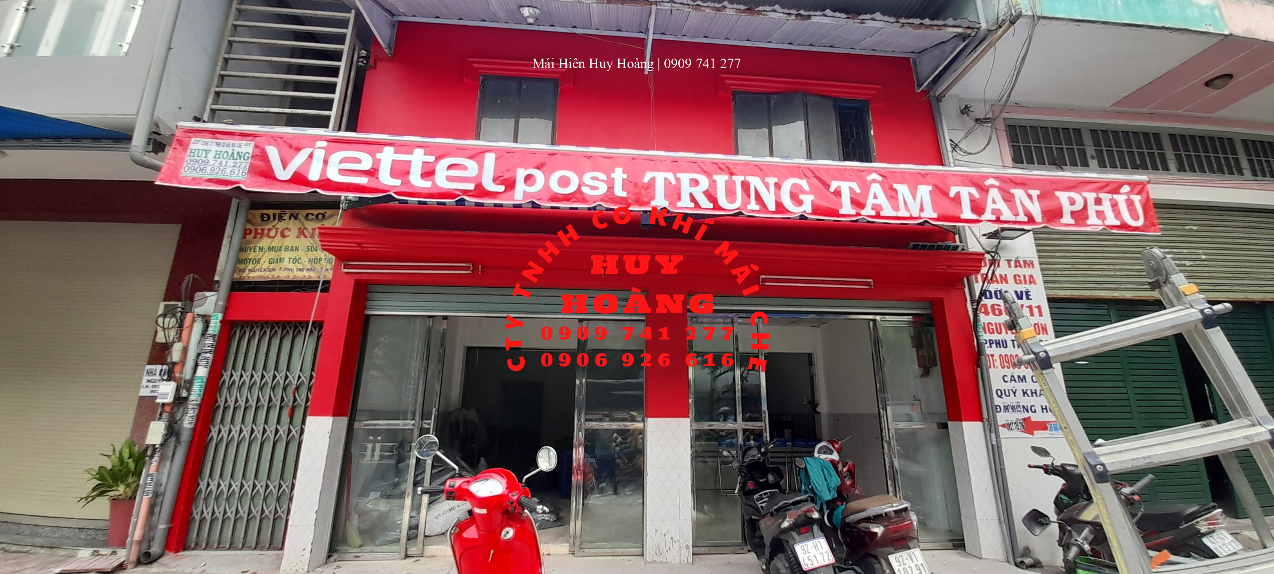 mai-hien-huy-hoang-thi-cong-lap-dat-mai-hien-di-dong-cua-hang-viettel-post (2)