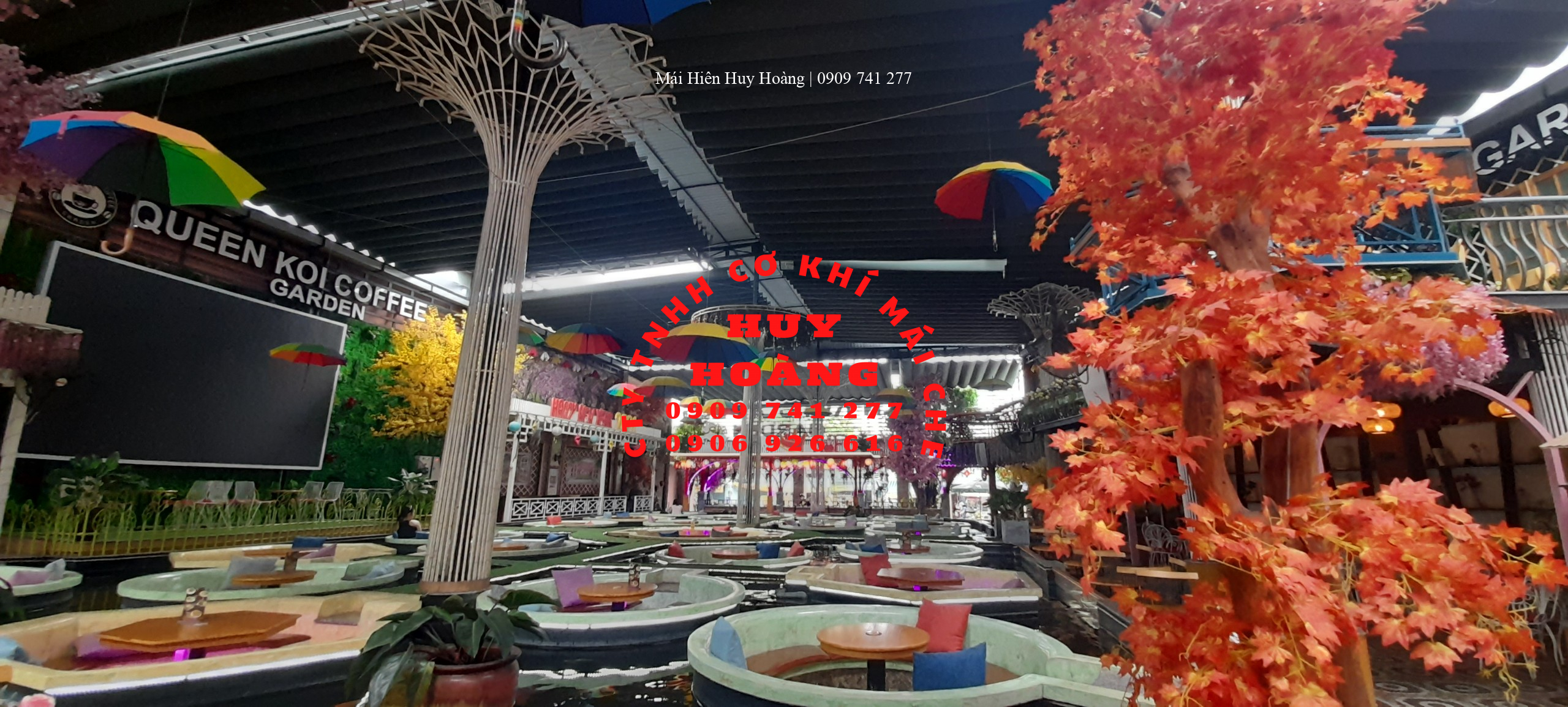 mai-hien-huy-hoang-thi-cong-lap-dat-mai-xep-cho-quan-cafe-ca-koi (4)