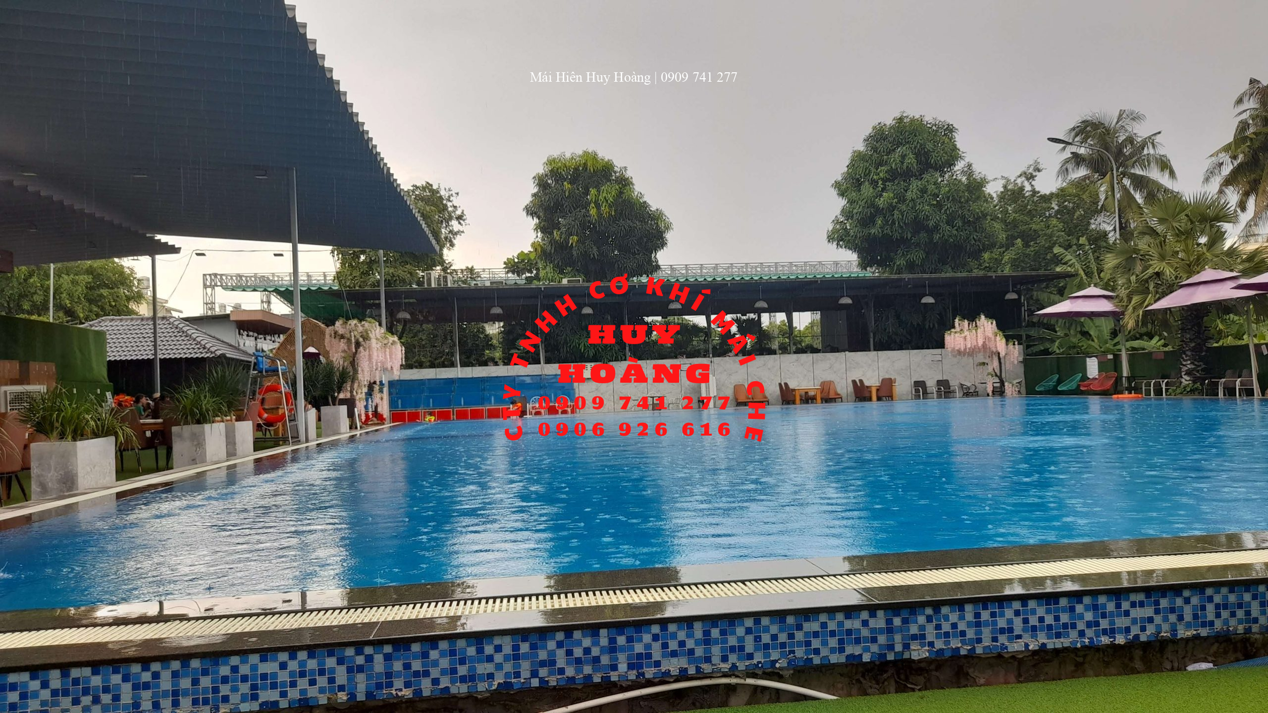 mai-hien-huy-hoang-thi-cong-lap-mai-che-ho-boi (2)