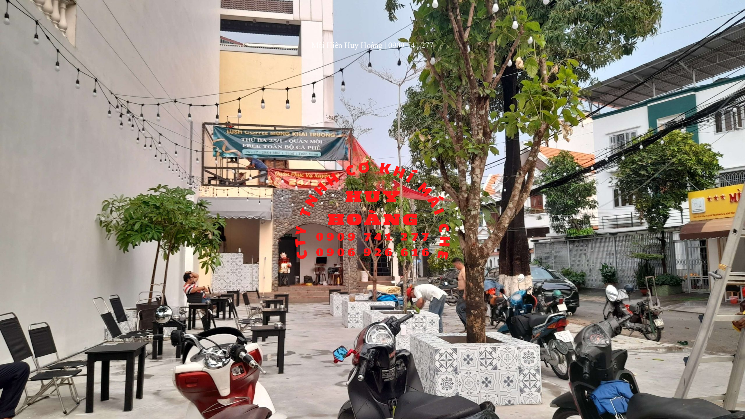 mai-hien-huy-hoang-thi-cong-lap-dat-bat-che-quan-ca-phe-lush (2)