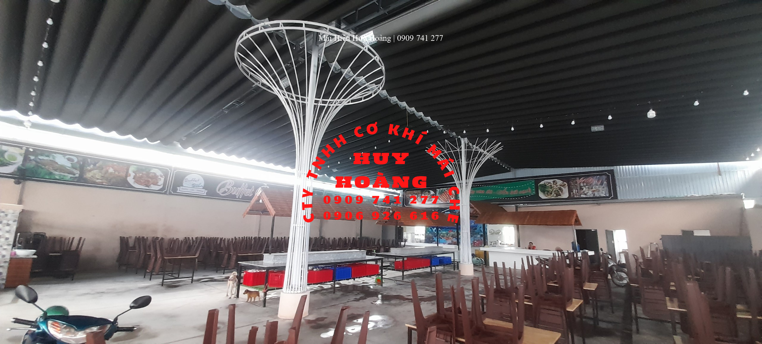 mai-hien-huy-hoang-thi-cong-lap-mai-che-nha-hang-buffet-bien (5)