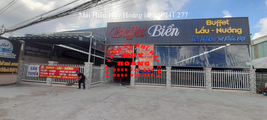 mai-hien-huy-hoang-thi-cong-lap-mai-che-nha-hang-buffet-bien (7)