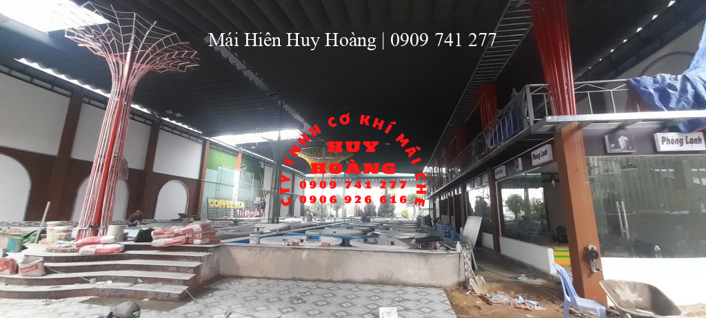 mai-hien-huy-hoang-thi-cong-mai-che-quan-cafe-tri-nguyen (5)