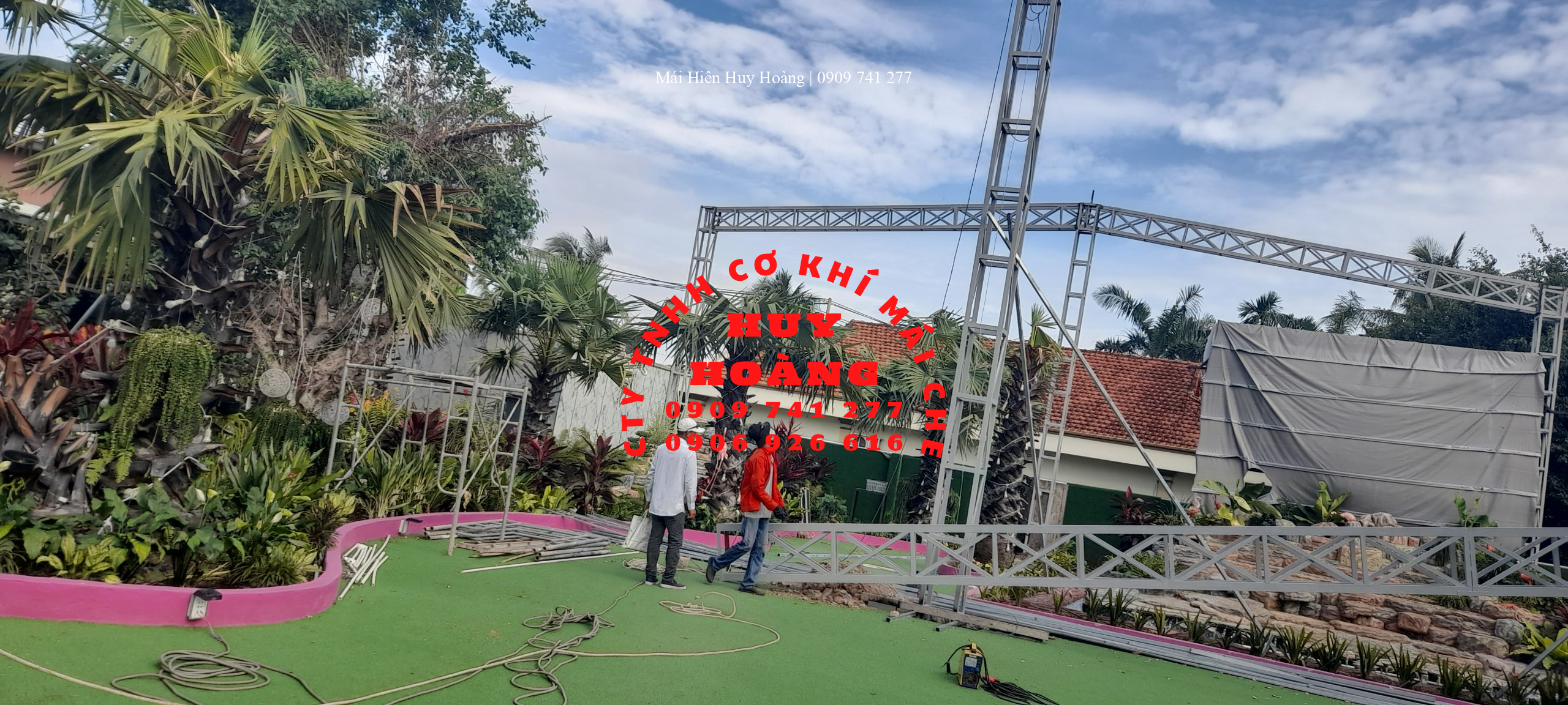 mai-hien-huy-hoang-thi-cong-lap-mai-che-quan-cafe-duong-ha-huy-giap (2)