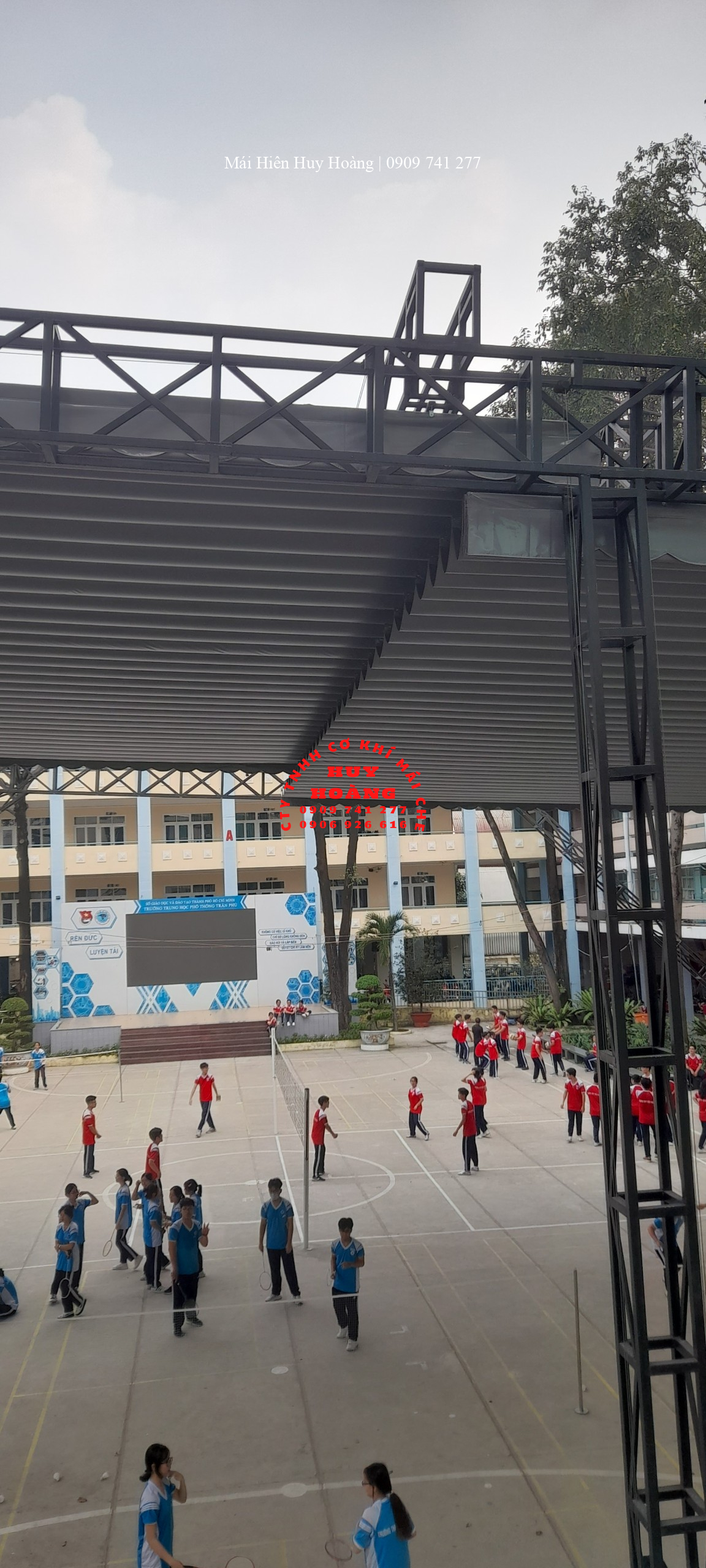 mai-bat-xep-che-nang-san-truong-hoc-giai-phap-hoan-hao-tu-mai-hien-huy-hoang-1